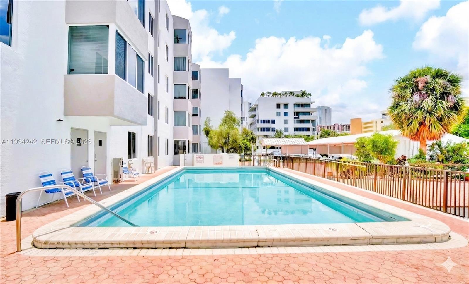 CARIBBEAN BREEZE CONDO - Residential