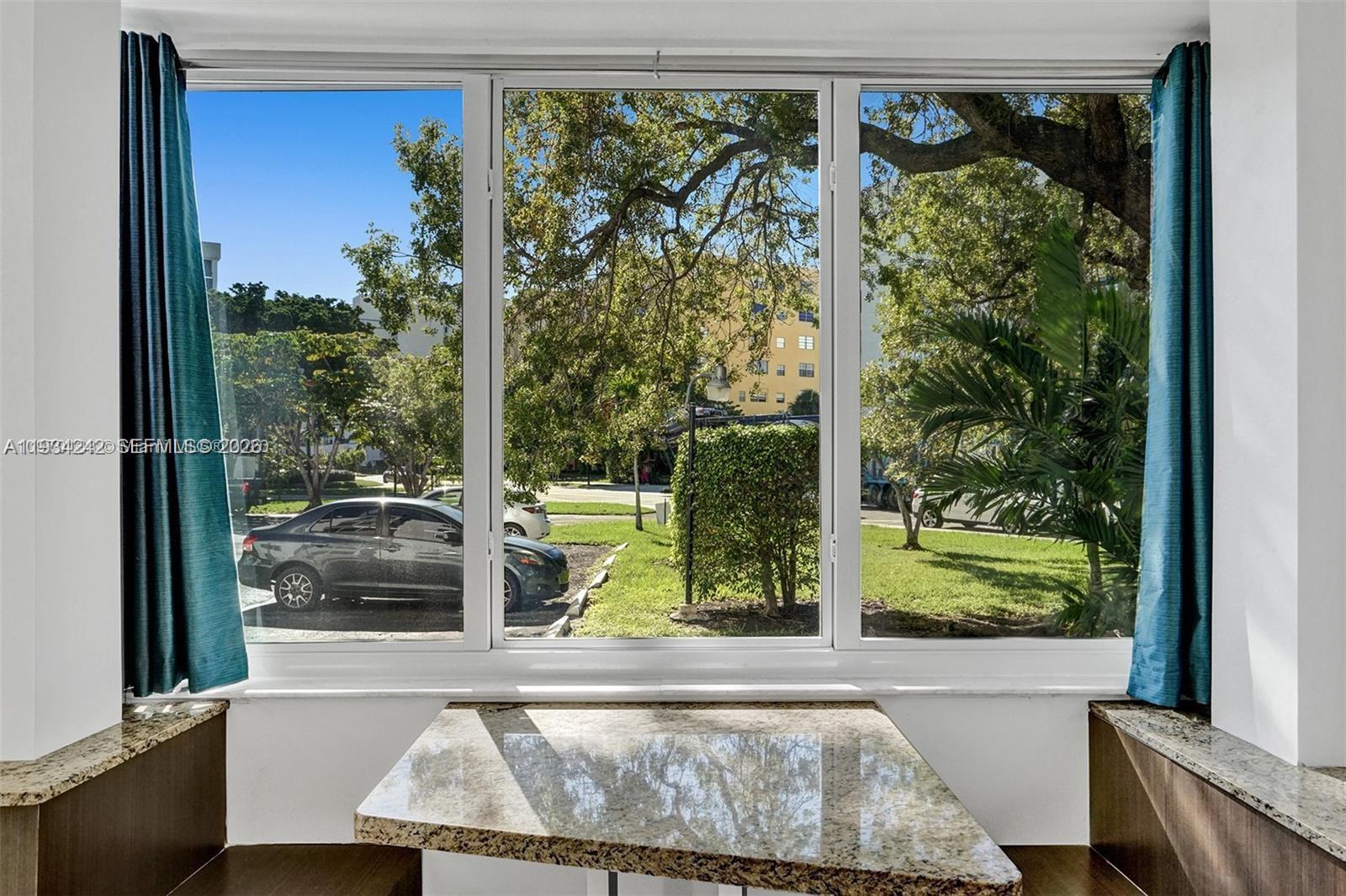 CARIBBEAN BREEZE CONDO - Residential