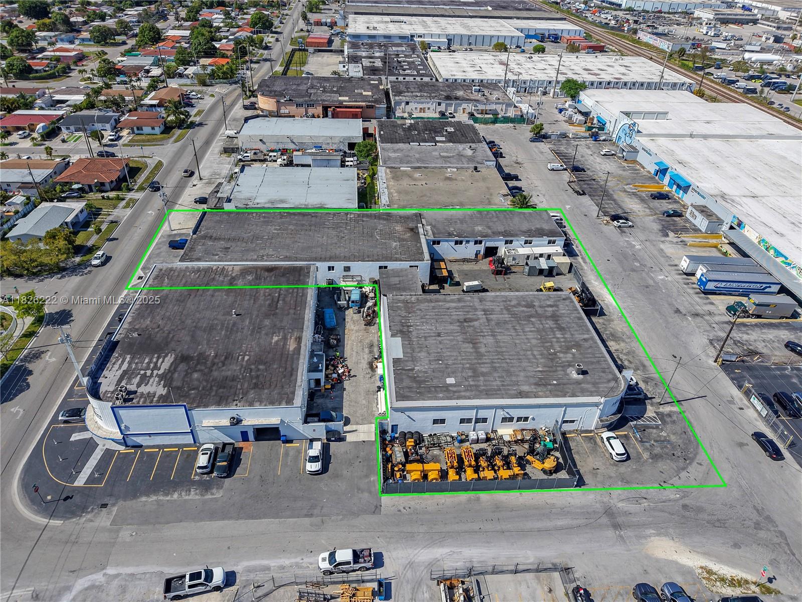 Complex Warehouse are two properties combined has total 26,000 SF- 355 E 10 Ave with 16,590 SF and 3000 E 10Ct with 10,342 SF Square feet of industrial warehouse in the heart of Hialeah’s thriving industrial zone. This property offers excellent access to major highways, including I-75, Palmetto Expressway (SR 826), and Okeechobee Road, making it ideal for logistics, distribution, manufacturing.