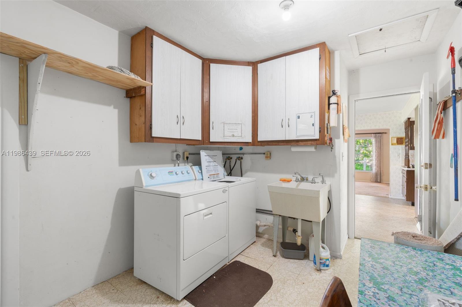 OAKLAND HILLS 5 SEC - Residential