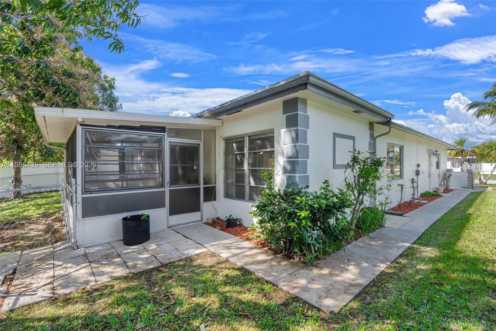 OAKLAND HILLS 5 SEC - Residential