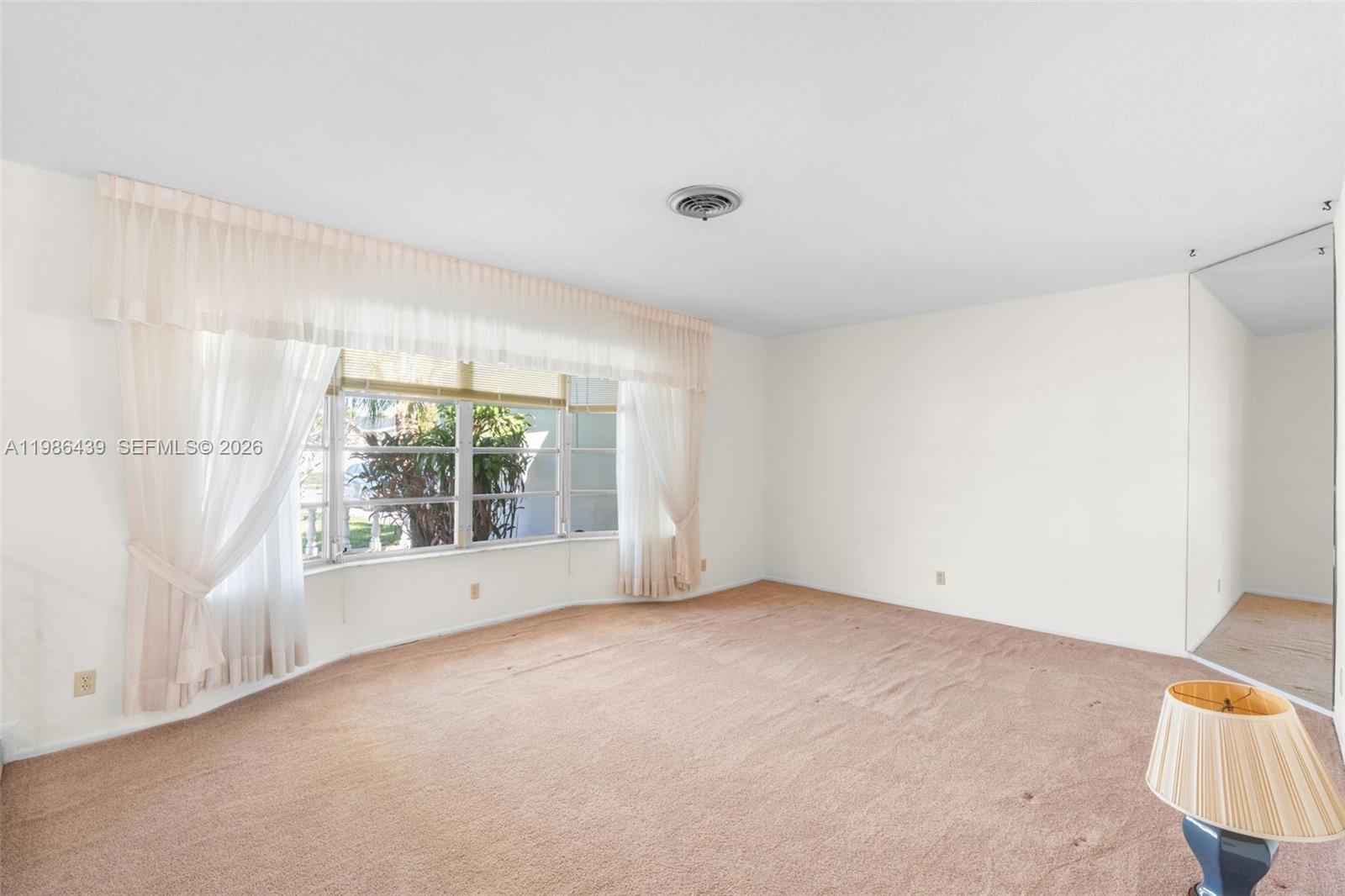 OAKLAND HILLS 5 SEC - Residential