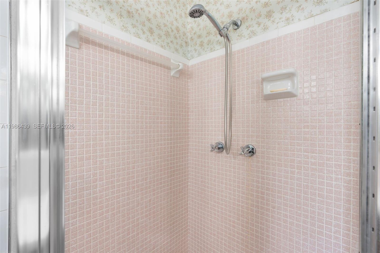 OAKLAND HILLS 5 SEC - Residential