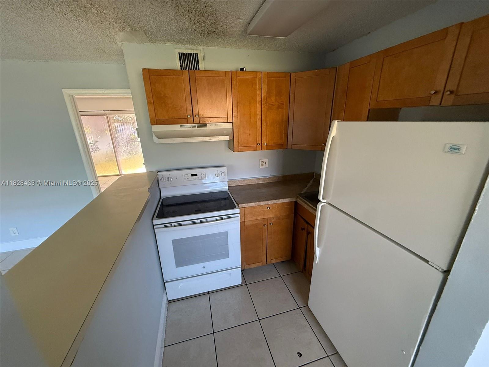 GREAT APARTMENT FOR RENT 1 BED 1 BATH! 2 MONTH TO MOVE IN ! SCHEDULE A SHOWING AND RENT IT TODAY!