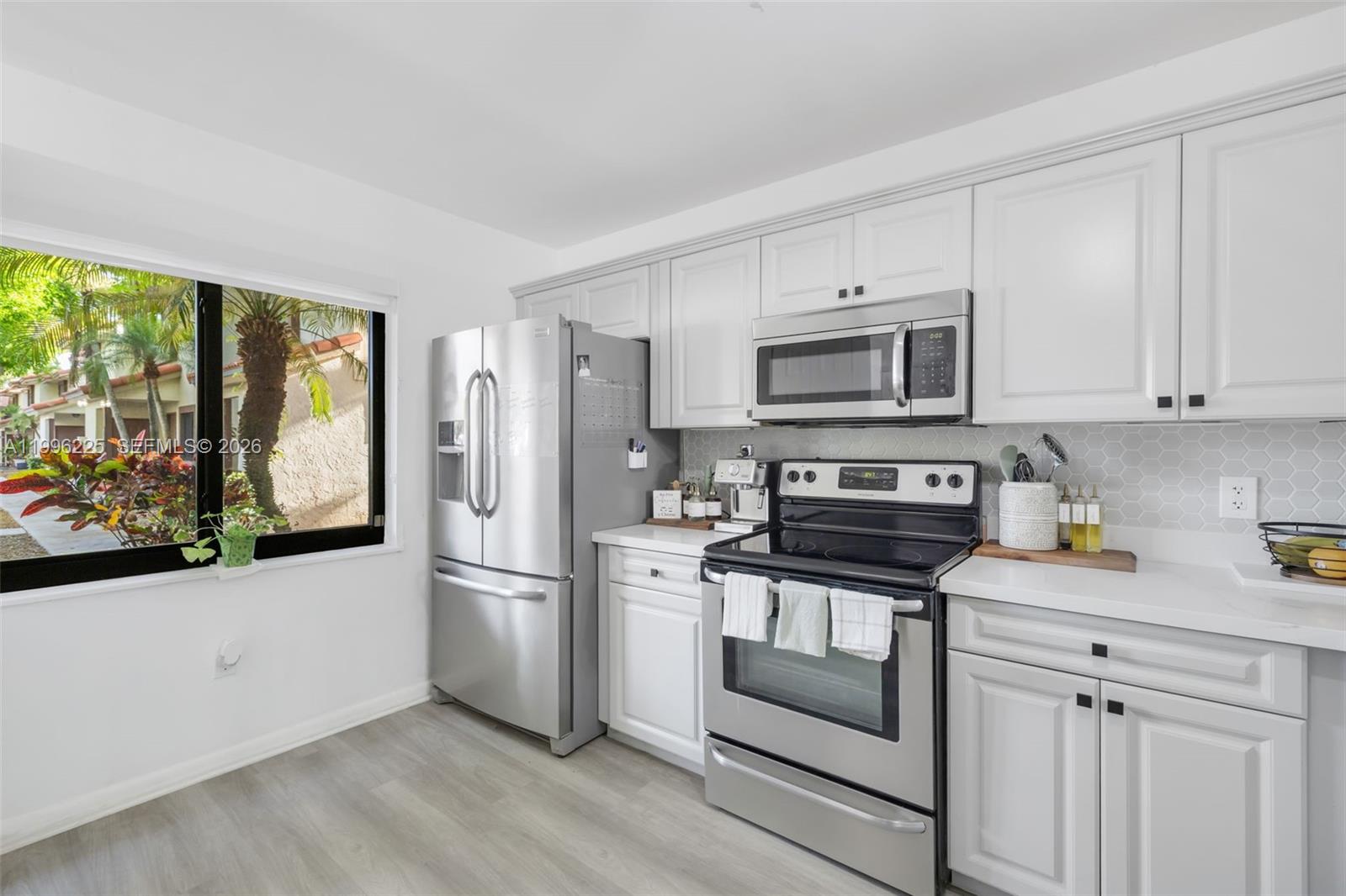 LOVINS TOWNHOUSES CONDO - Residential