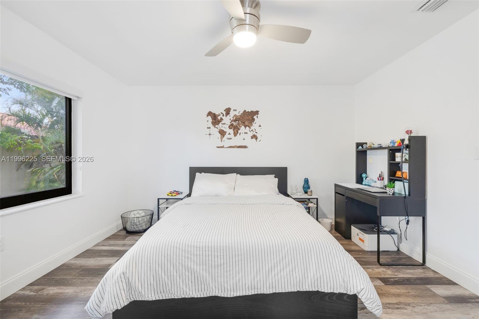 LOVINS TOWNHOUSES CONDO - Residential