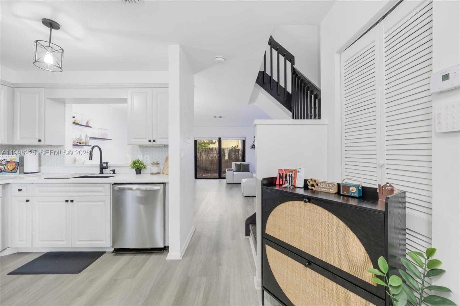 LOVINS TOWNHOUSES CONDO - Residential