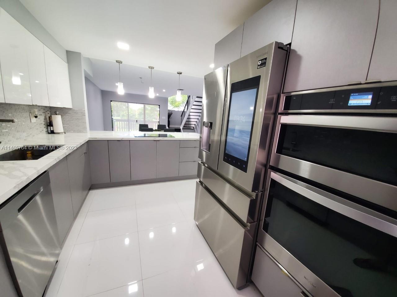 INDIAN SUMMER VILG CONDO - Residential