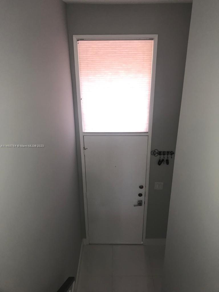 INDIAN SUMMER VILG CONDO - Residential