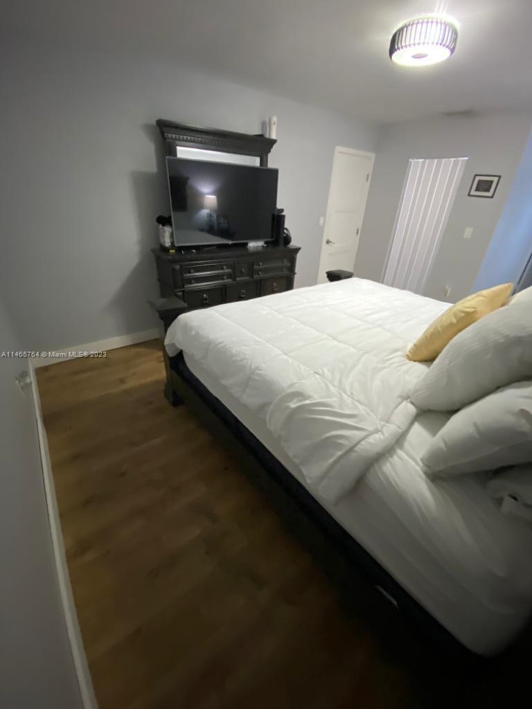 INDIAN SUMMER VILG CONDO - Residential