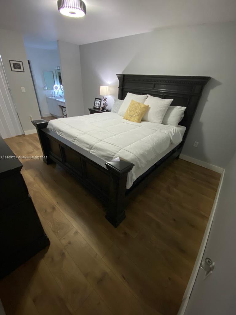 INDIAN SUMMER VILG CONDO - Residential