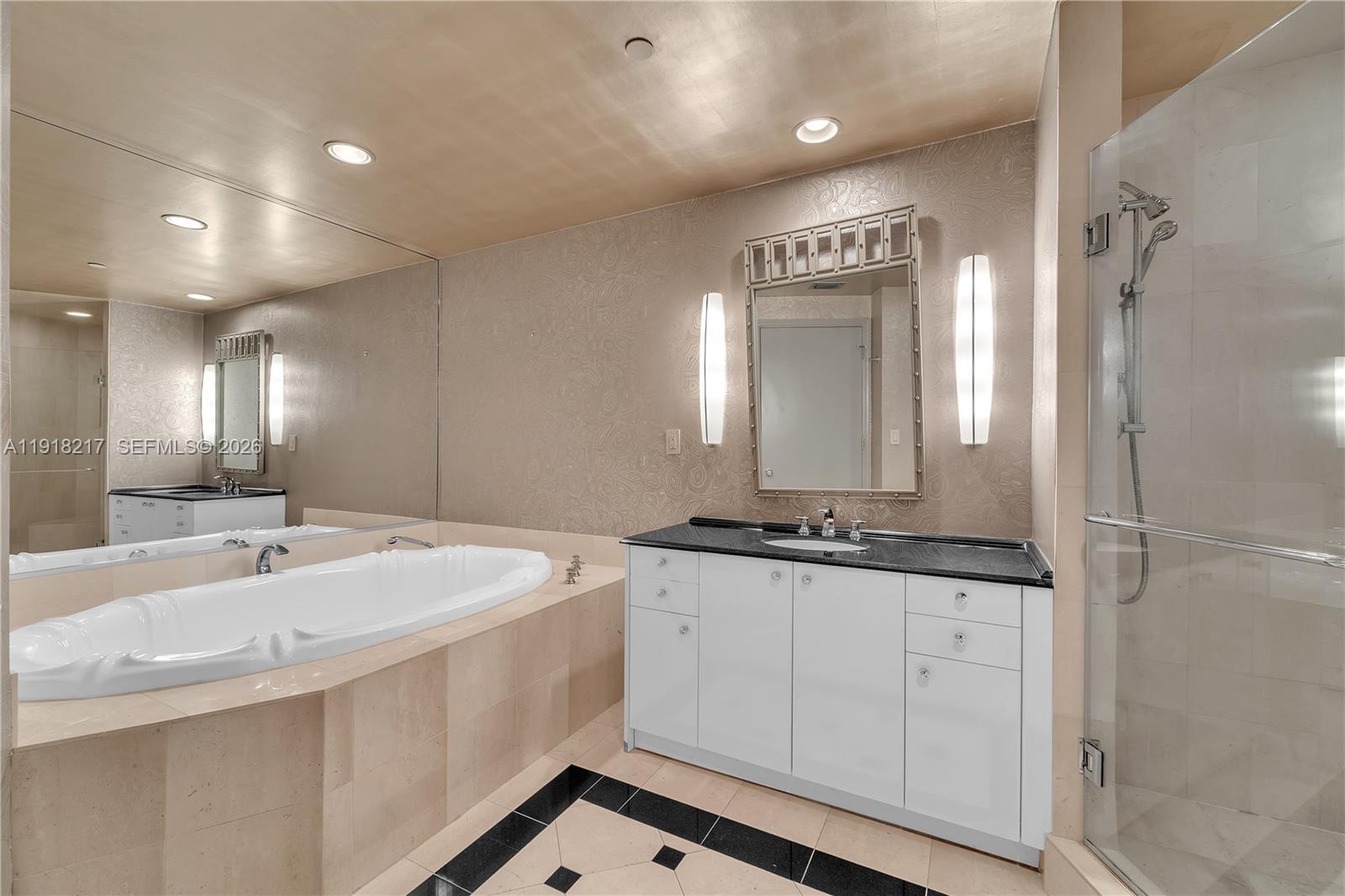 PORTOFINO TOWER CONDO - Residential