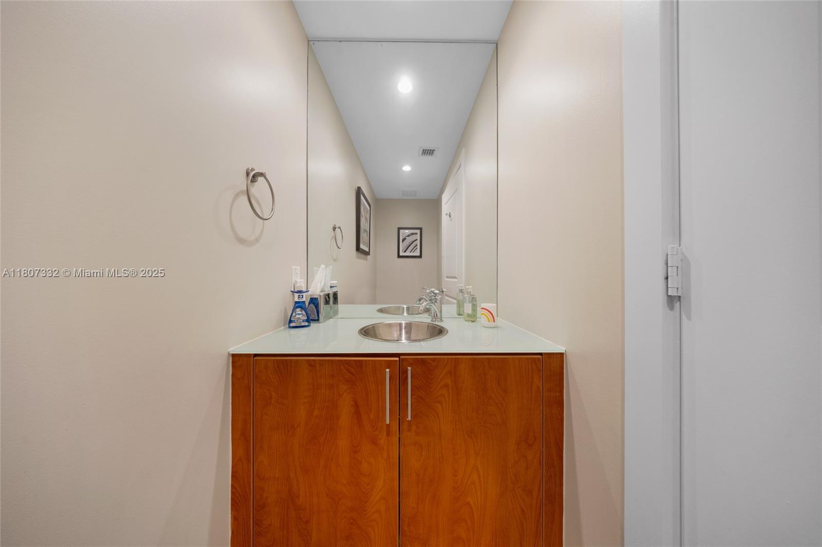 STRADA 315 CONDO - Residential Lease