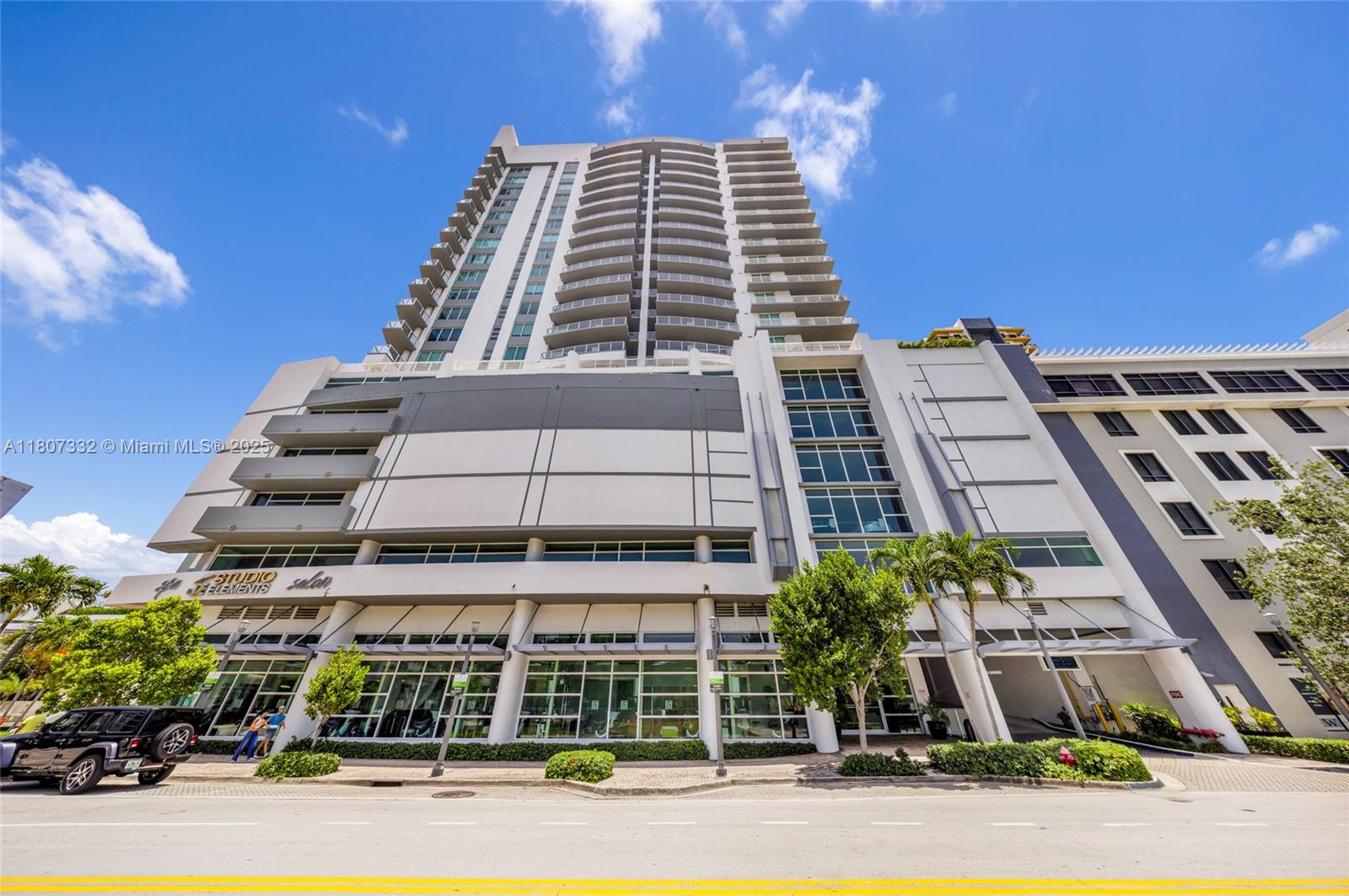 STRADA 315 CONDO - Residential Lease