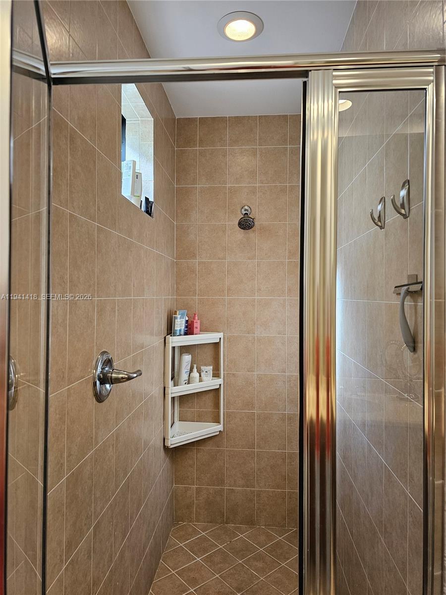 VILLA CARRARA CONDO - Residential Lease