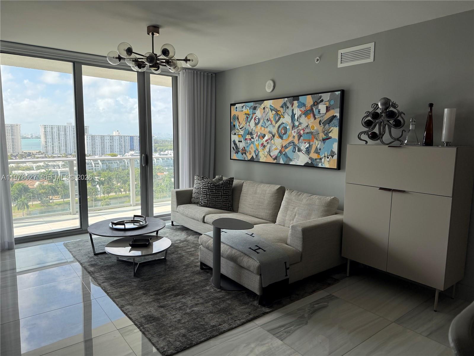 PARQUE TOWERS CONDO - Residential