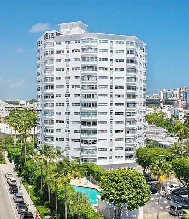 Rental Property at 1881 Washington Ave 15F, Miami Beach, Miami-Dade County, Florida - Bedrooms: 2 
Bathrooms: 2  - $3,600 MO.
