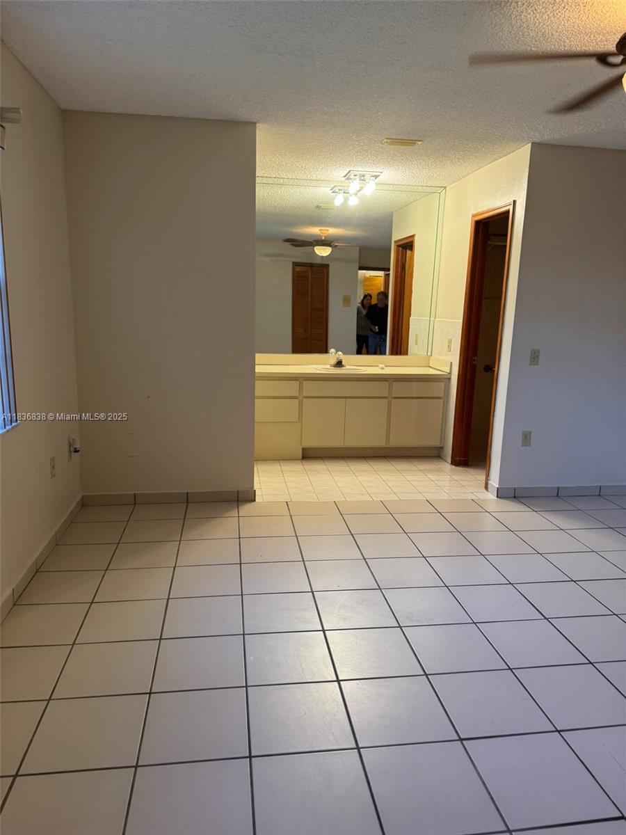 14530 SW 154th Ter, Miami, FL, 33177/$749,999 4 14530 SW 154th Ter