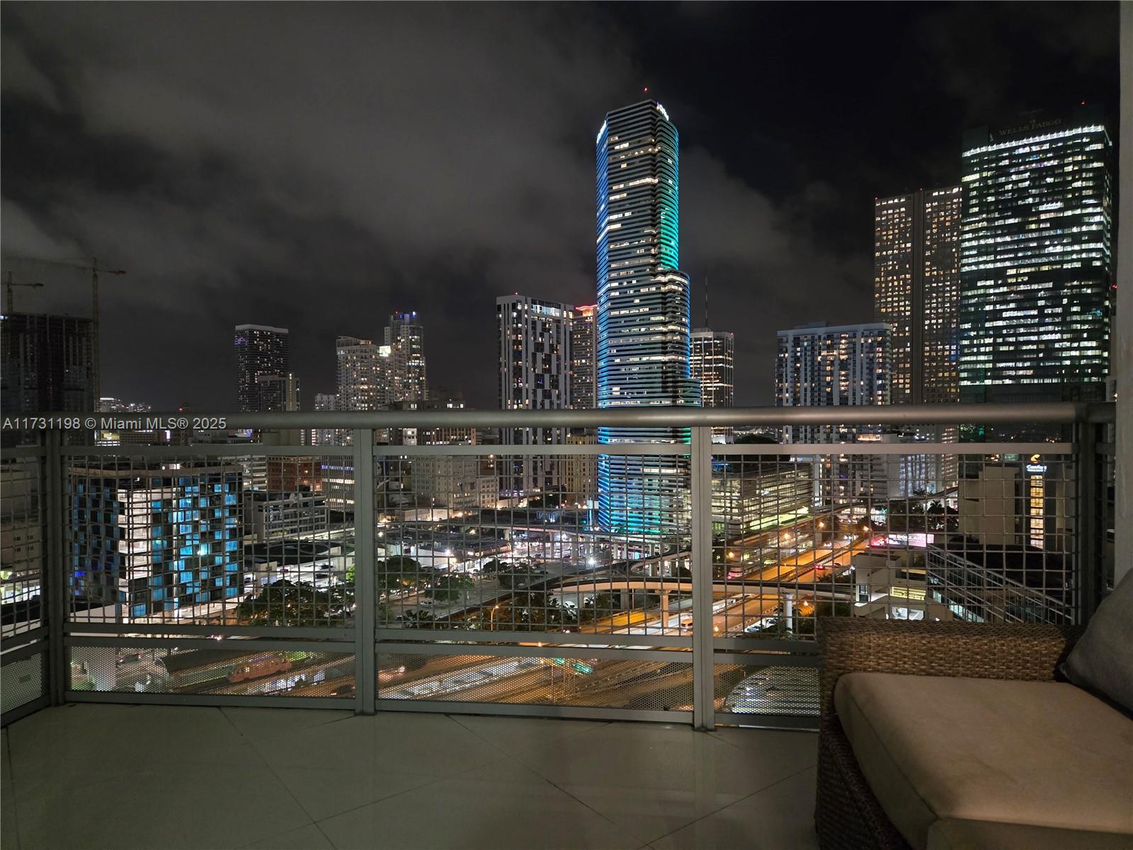 WIND CONDO - Residential Lease