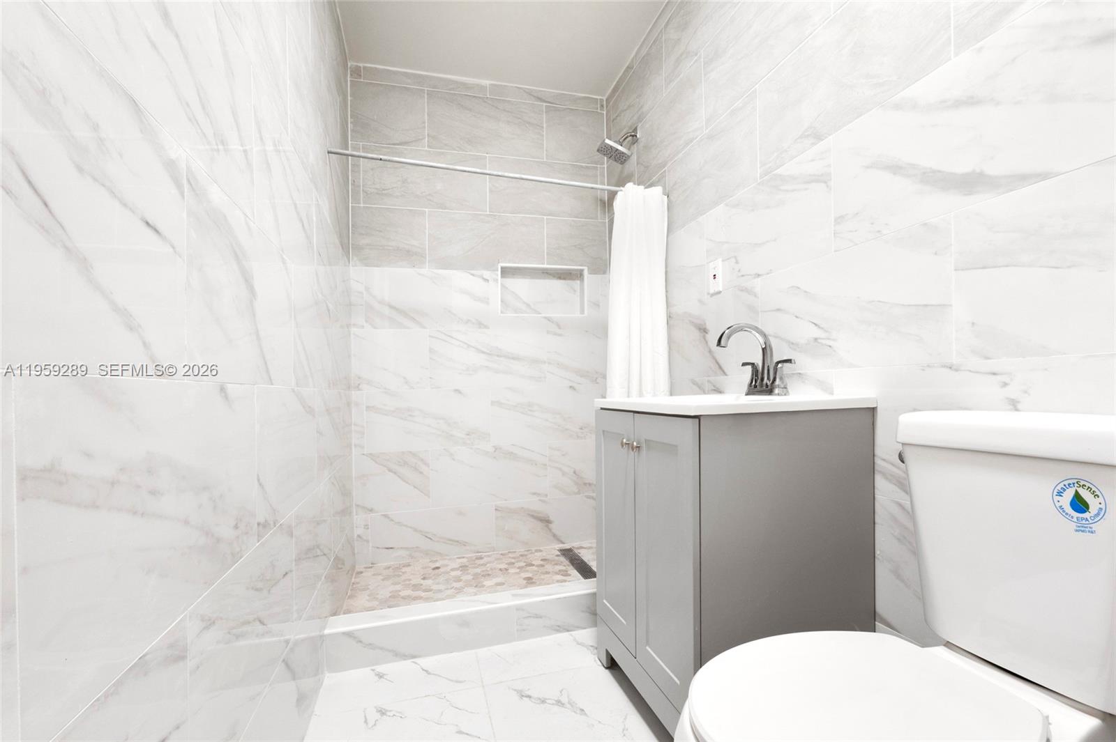 MIRAMAR SEC 6 - Residential