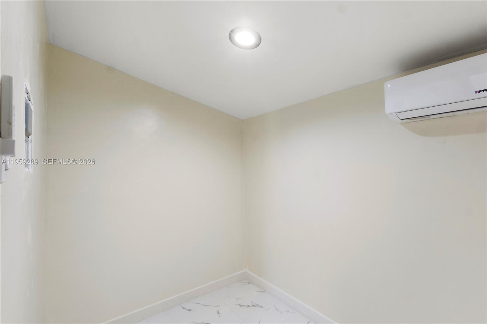 MIRAMAR SEC 6 - Residential