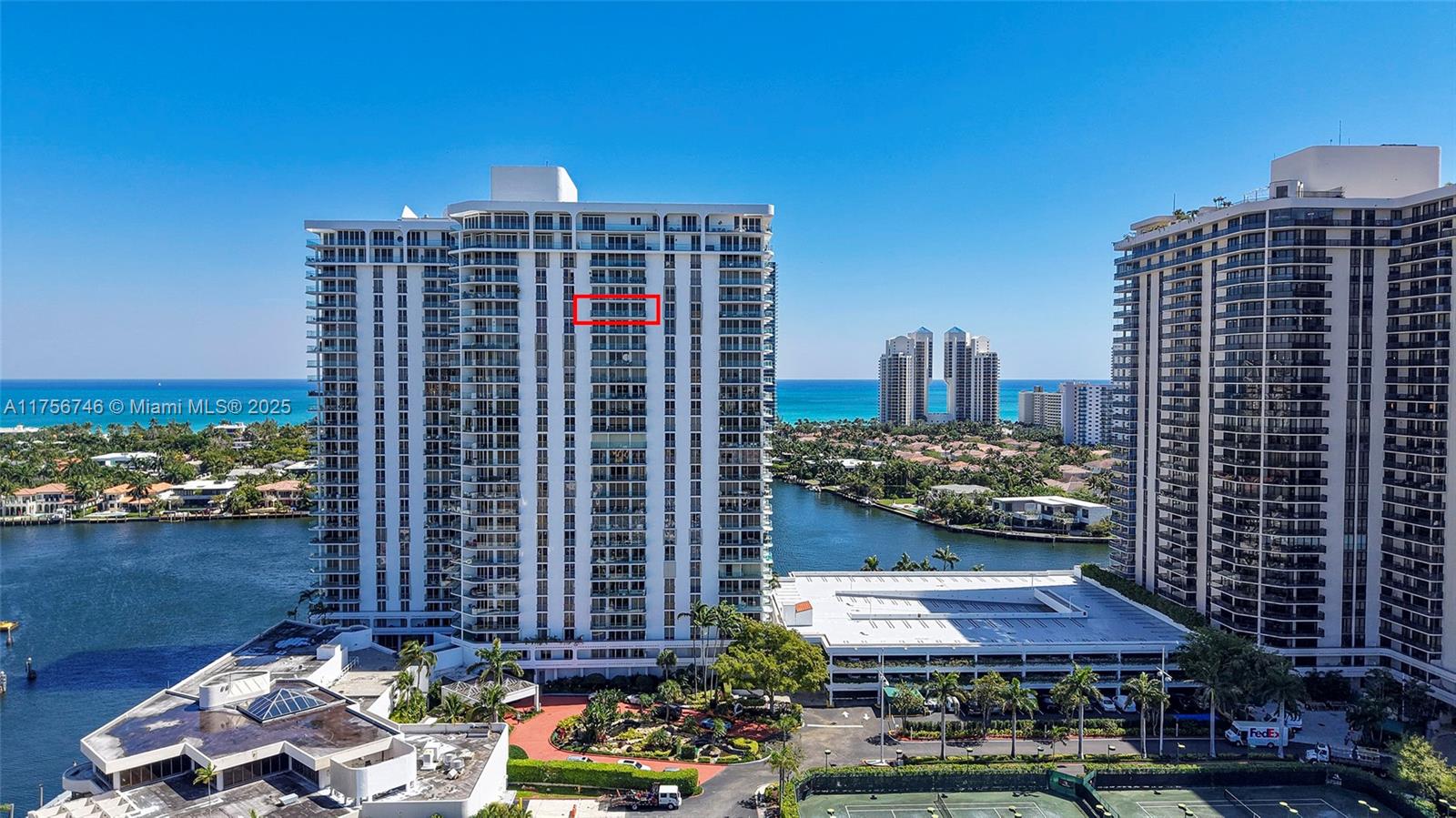 Property for Sale at 19707 Turnberry Way 25C, Aventura, Miami-Dade County, Florida - Bedrooms: 1 
Bathrooms: 2  - $399,200