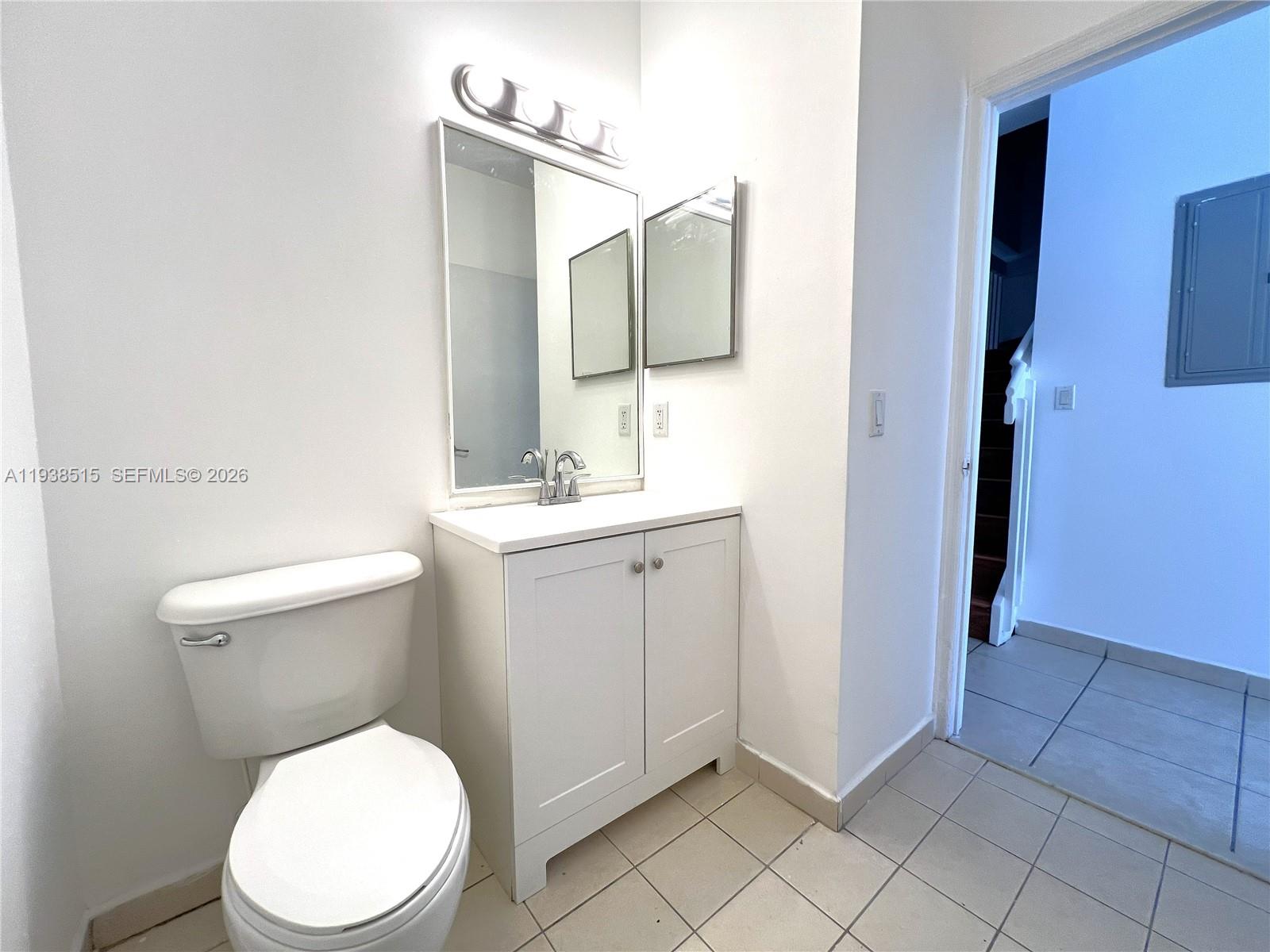 VENETIA GROVE - Residential