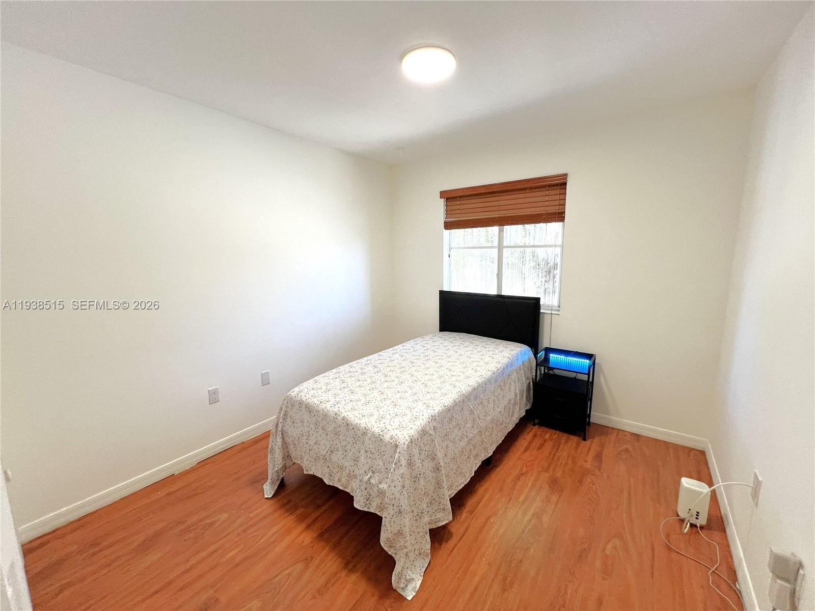 VENETIA GROVE - Residential