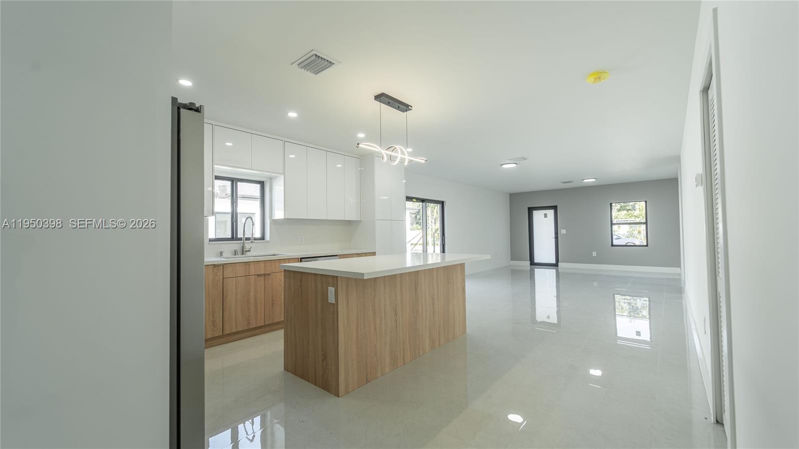 SILVER PALM PARK - Residential