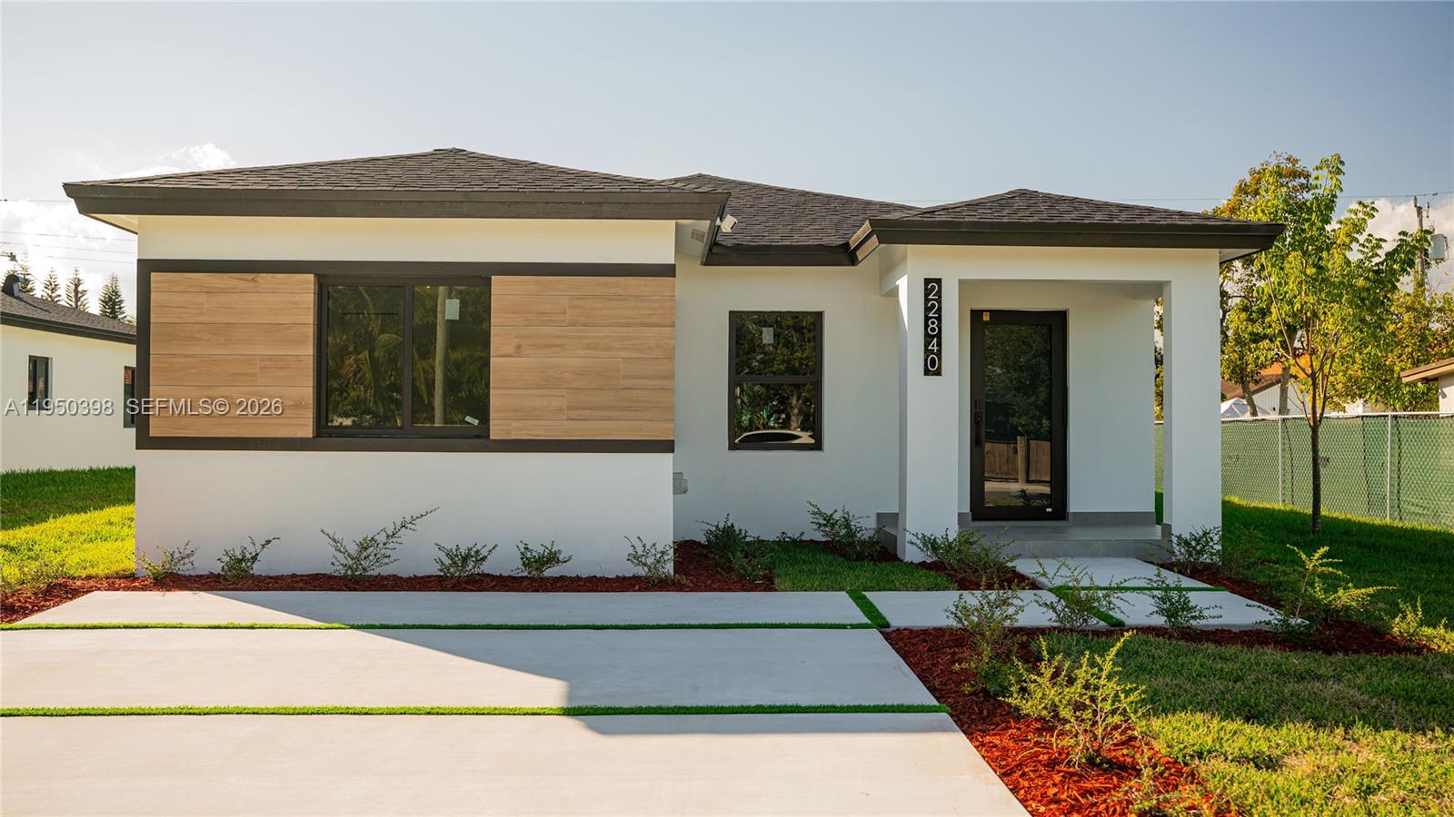 SILVER PALM PARK - Residential