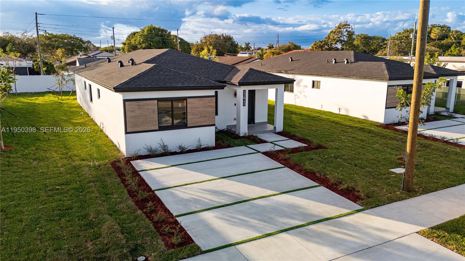 SILVER PALM PARK - Residential