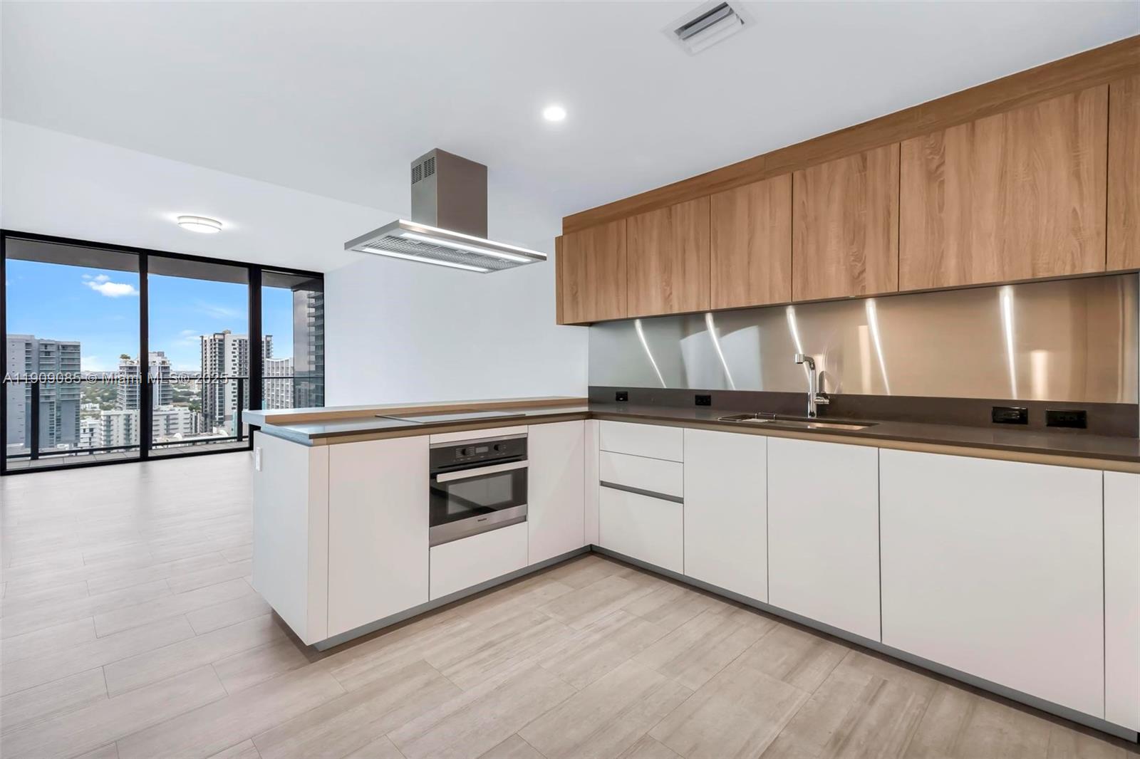 BRICKELL FLATIRON CONDO - Residential Lease