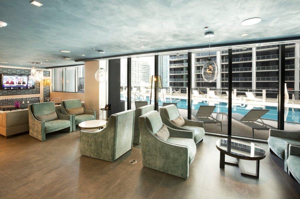 BRICKELL FLATIRON CONDO - Residential Lease