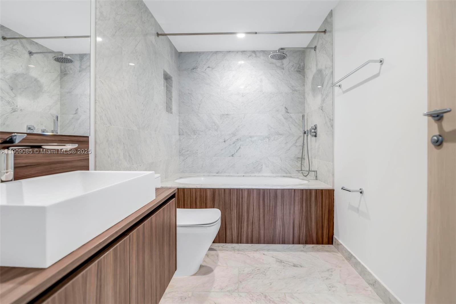 BRICKELL FLATIRON CONDO - Residential Lease