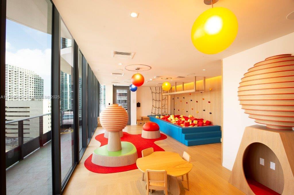 BRICKELL FLATIRON CONDO - Residential Lease