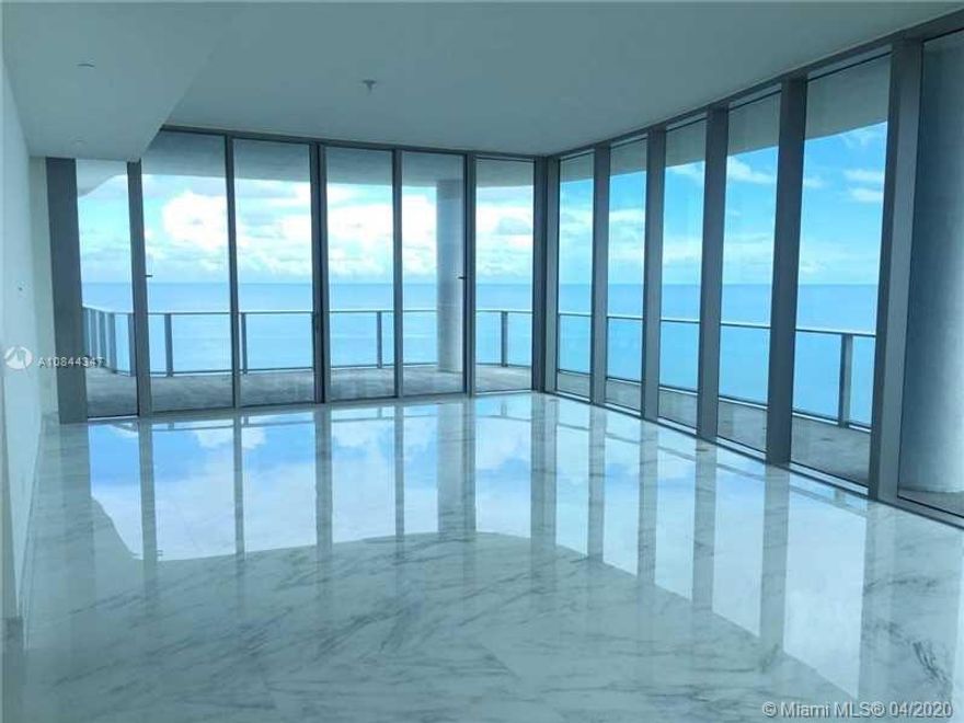 Beautiful and spacious home with breathtaking views! Modern design and top of the line  and amenities. Pure luxury in the sky. &#xD;&#xA;Close to shops and restaurants, best opportunity is Sunny​​‌​​​​‌​‌​​​‌‌​​​‌‌‌​​‌​​‌‌​​​​ Isles!