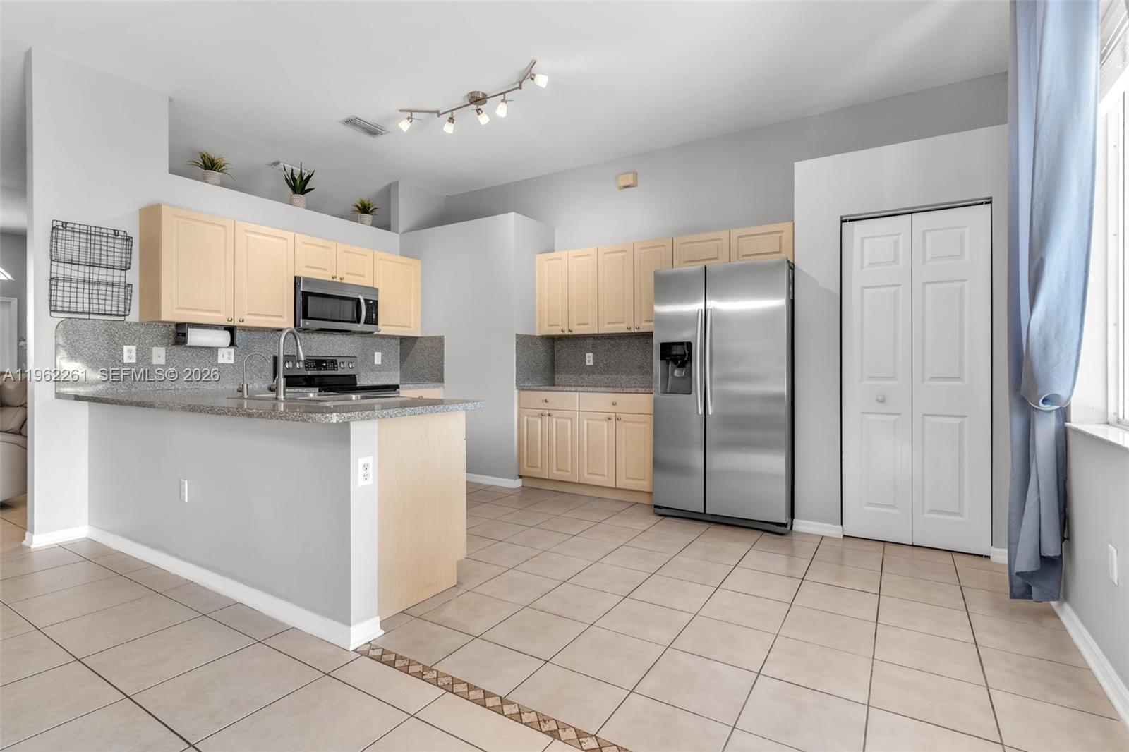 KEYS LANDING - Residential