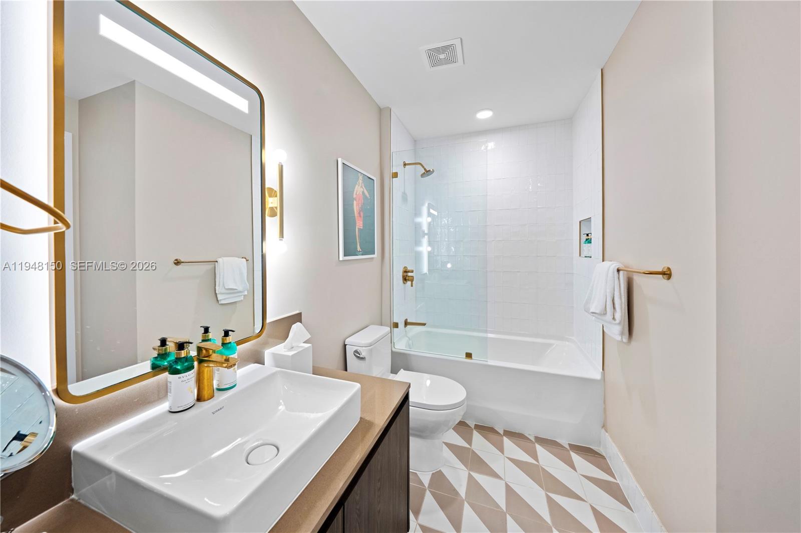 NATIVO CONDO GALE HOTEL - Residential