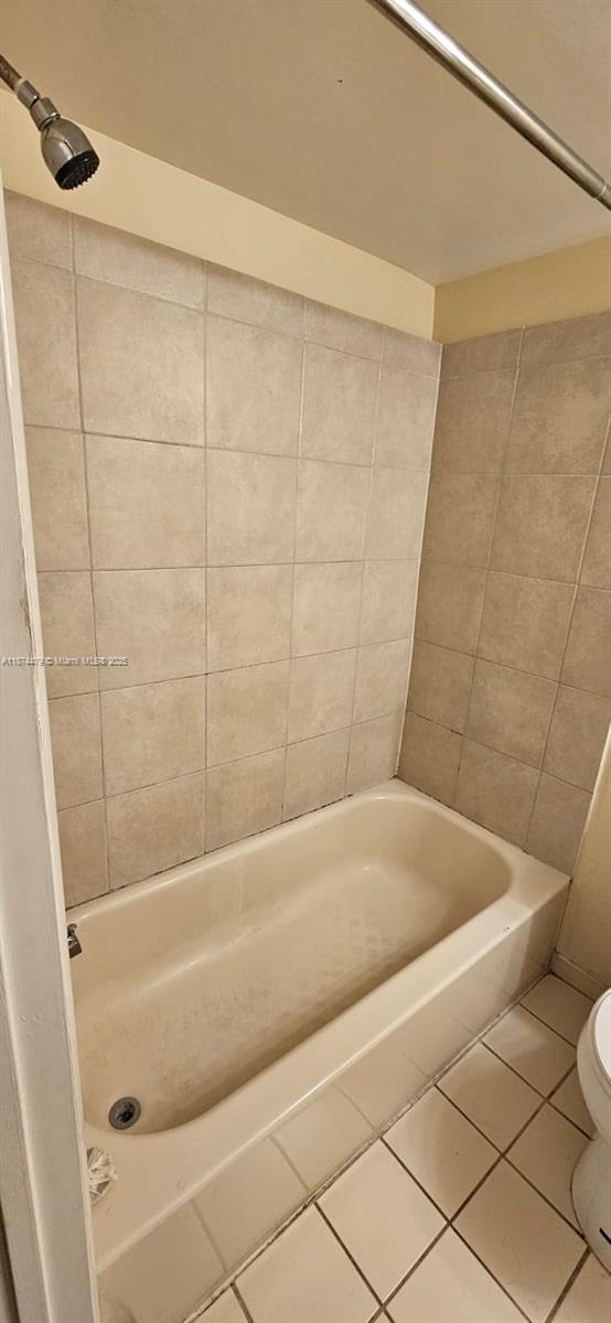 LAKEWOOD AT EMERALD HILLS - Residential Lease