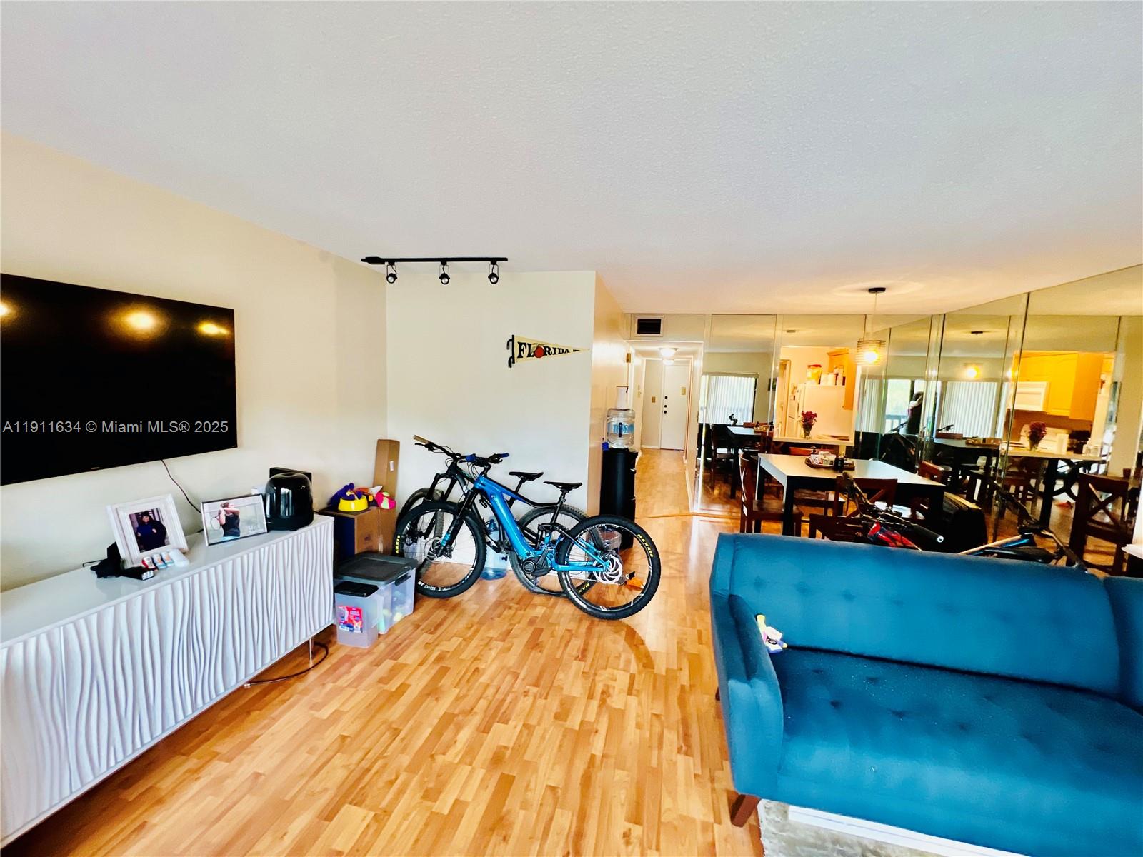 MANARANDA VILLAGE CONDO - Residential Lease