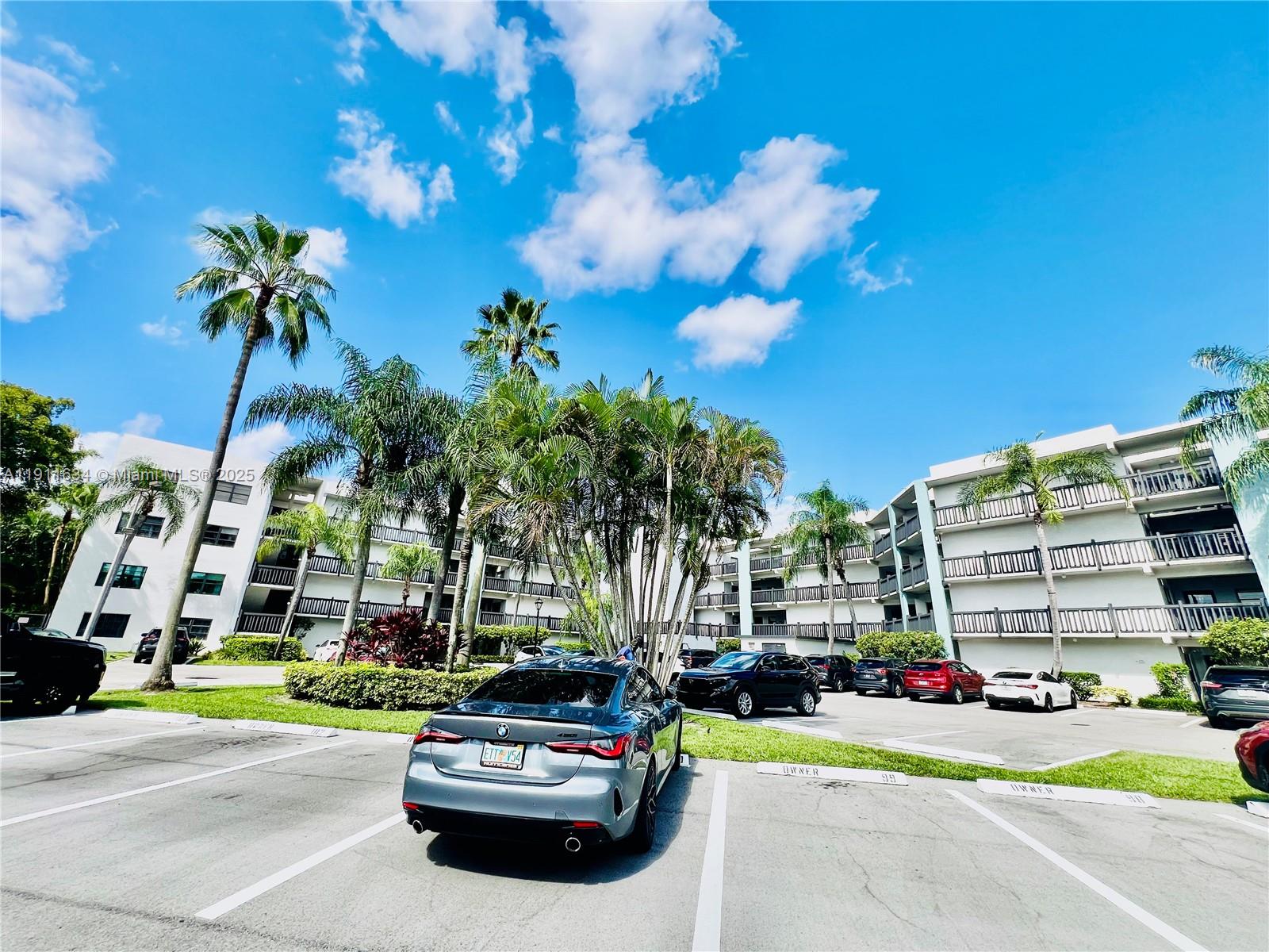 MANARANDA VILLAGE CONDO - Residential Lease