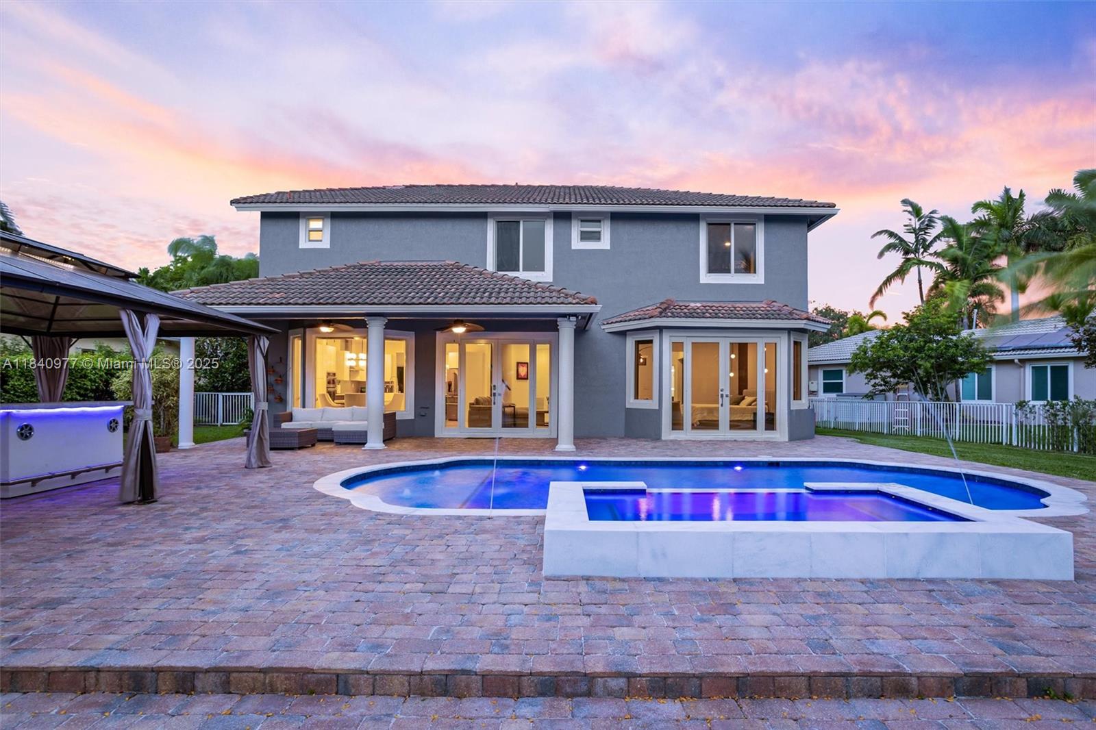1885 NW 139th Ter