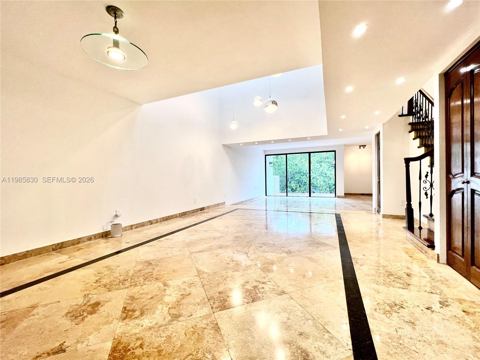 POINCIANA IS YT & RCQ CLU - Residential