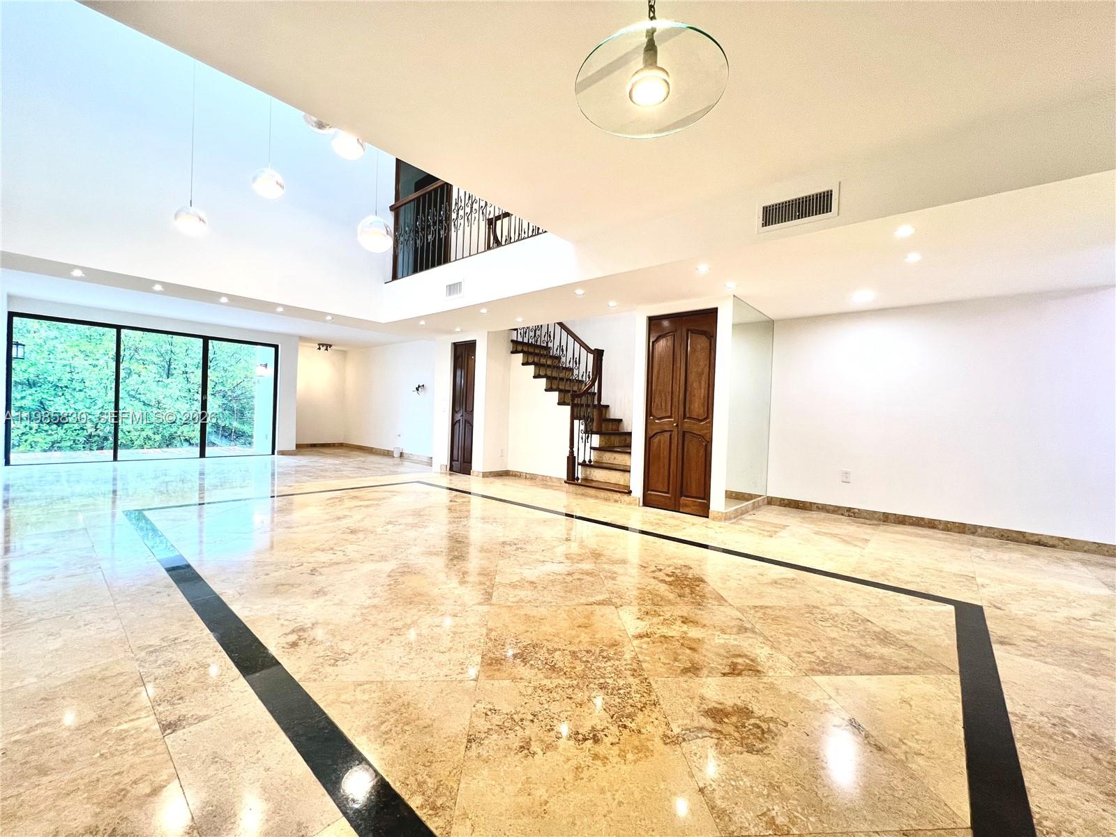 POINCIANA IS YT & RCQ CLU - Residential