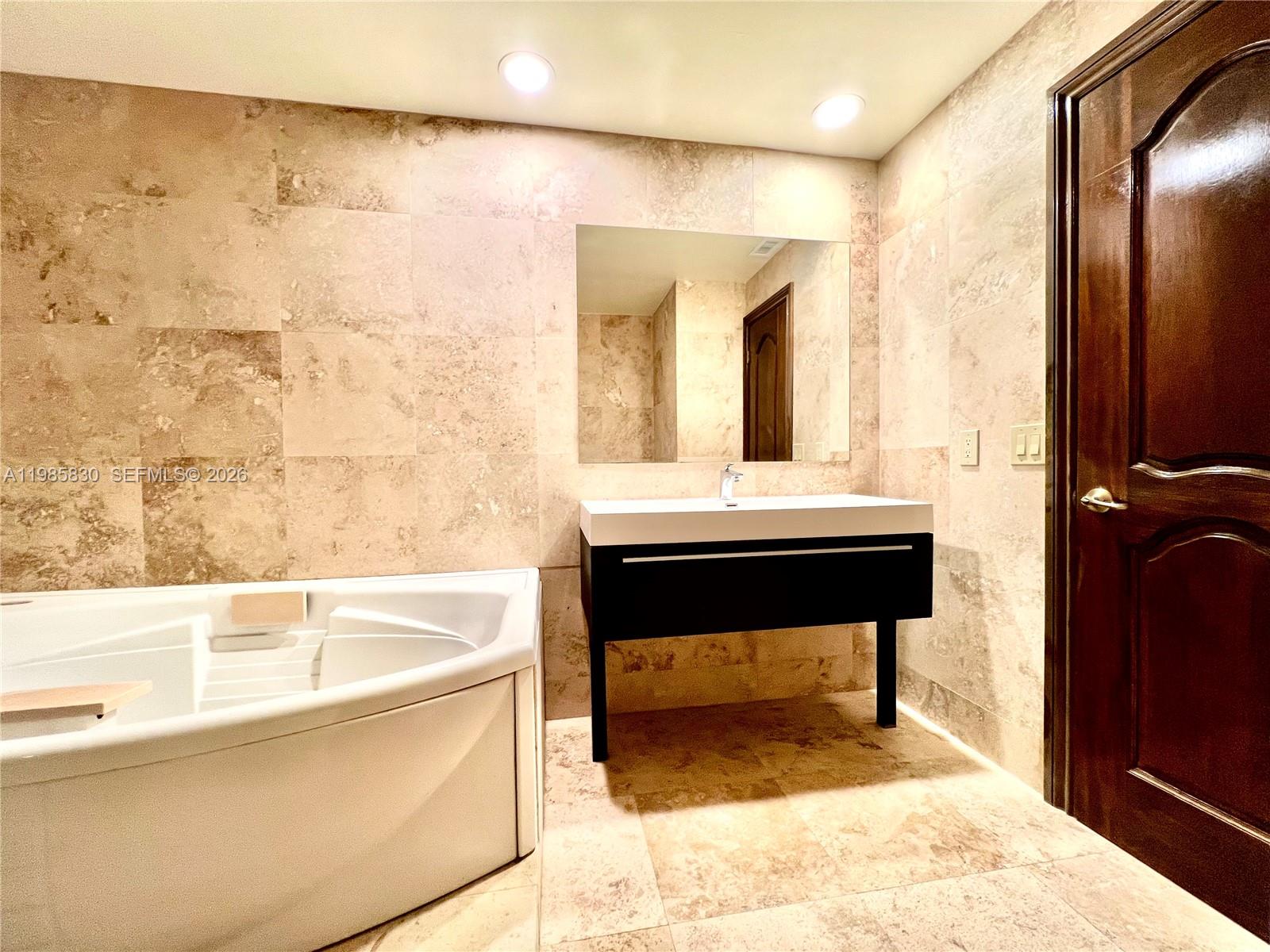 POINCIANA IS YT & RCQ CLU - Residential