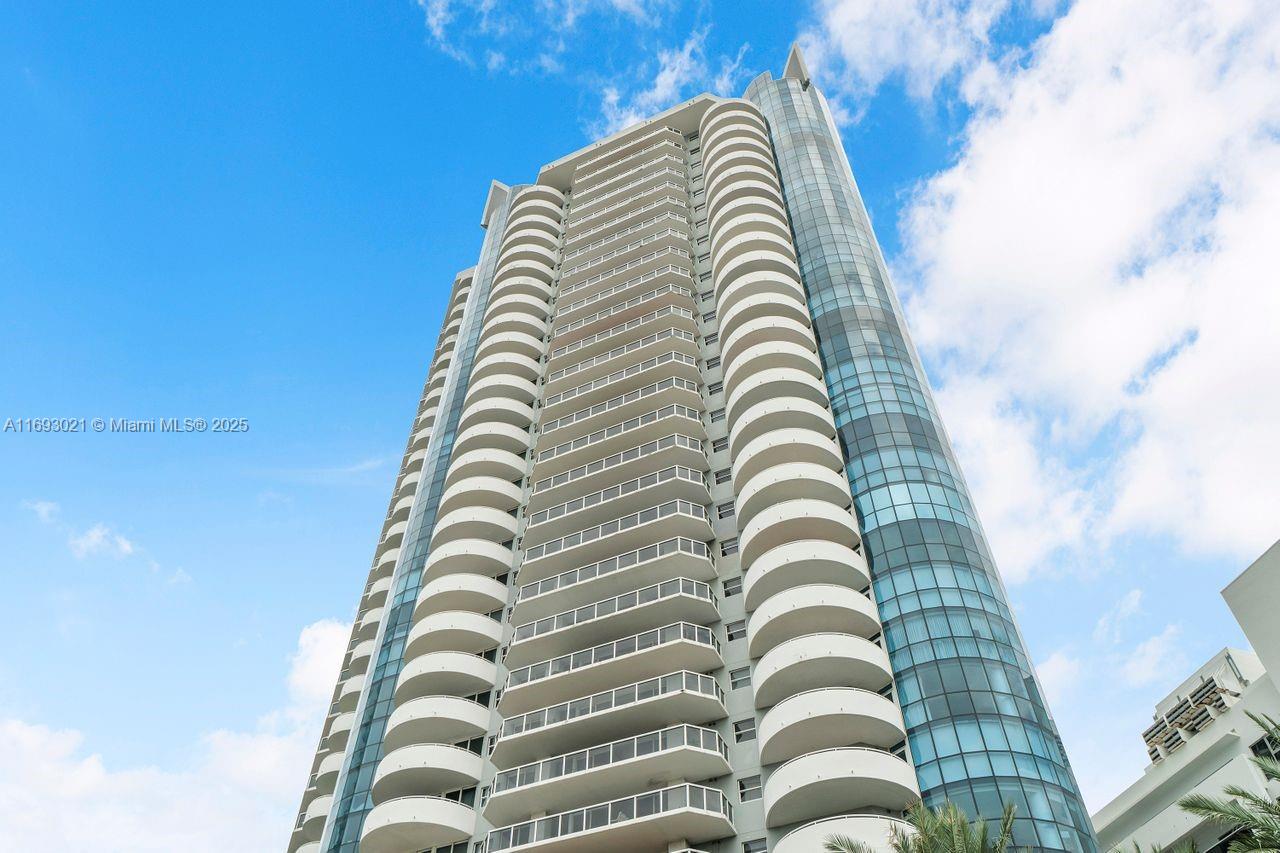 LA GORCE PALACE CONDO - Residential