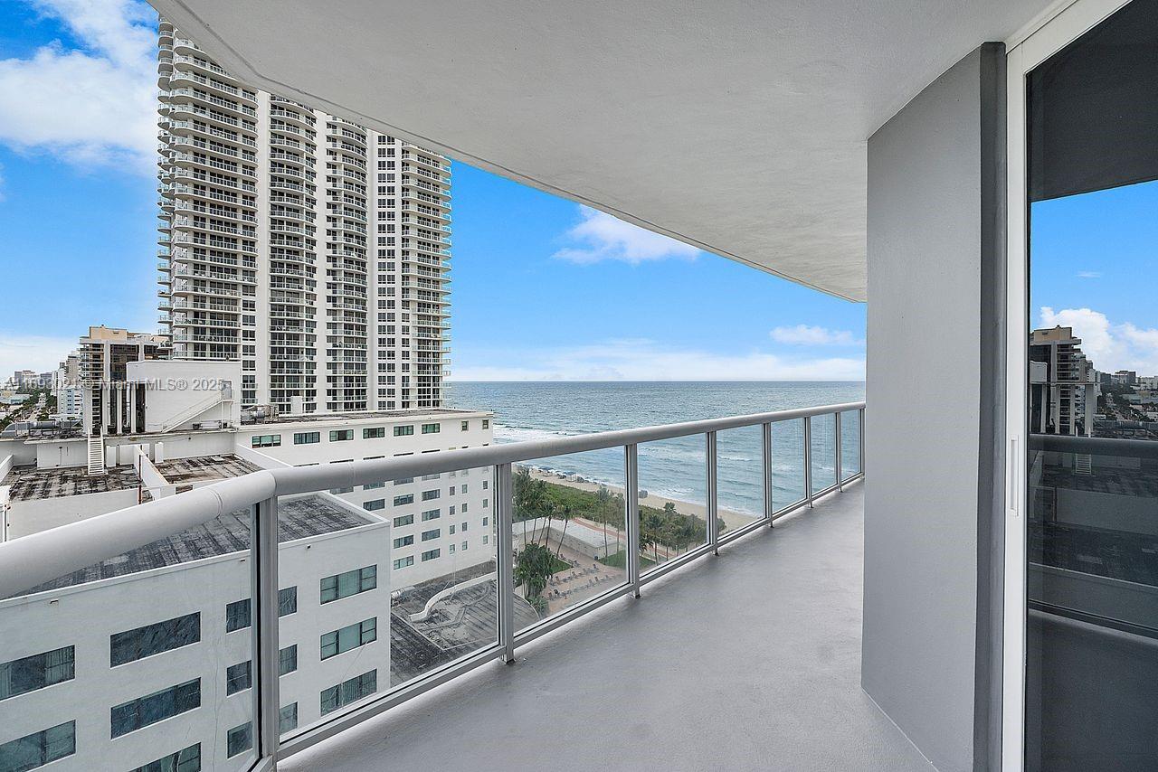 LA GORCE PALACE CONDO - Residential