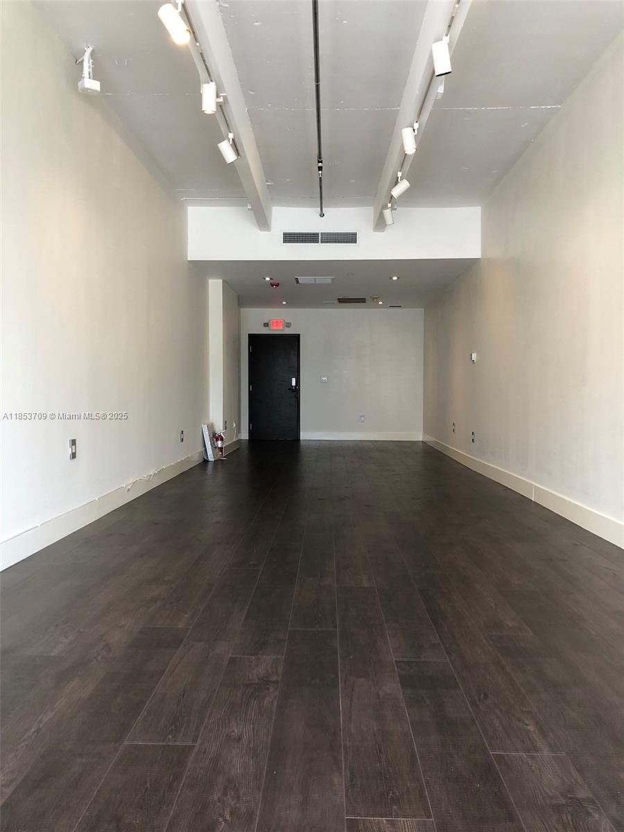 1680 Michigan Ave 1022A