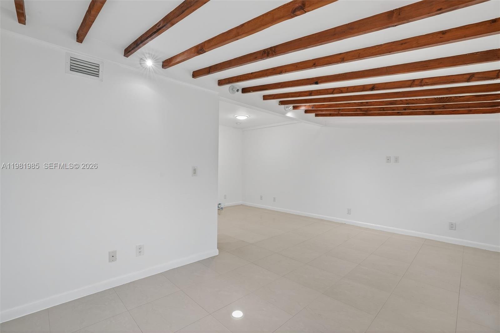 TAMIAMI CITY REVISED - Residential Lease