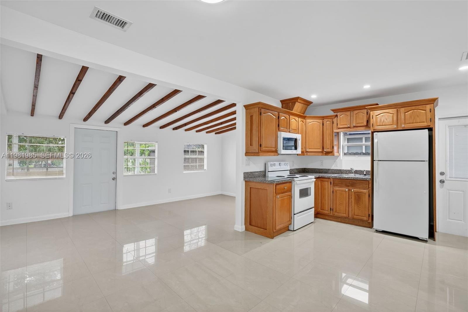 TAMIAMI CITY REVISED - Residential Lease